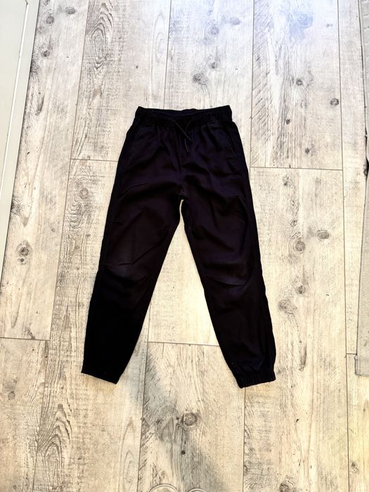 Chłopięce joggery H&M 140