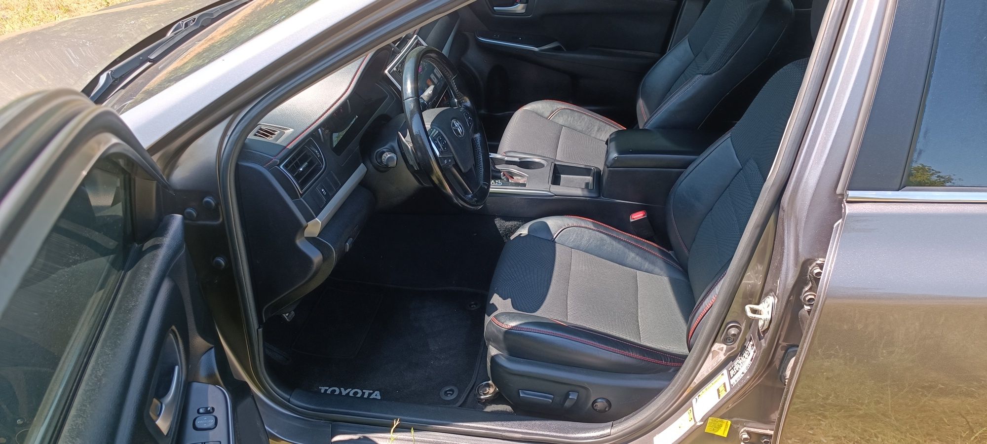 Toyota Camry 2.5 2016 р.