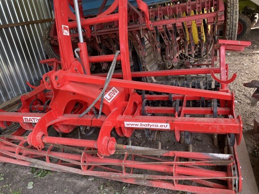 Agregat uprawo siewny