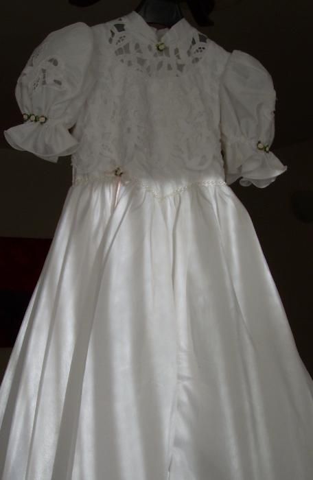 Sukienka komunijna z koronką richelieu + dodatki