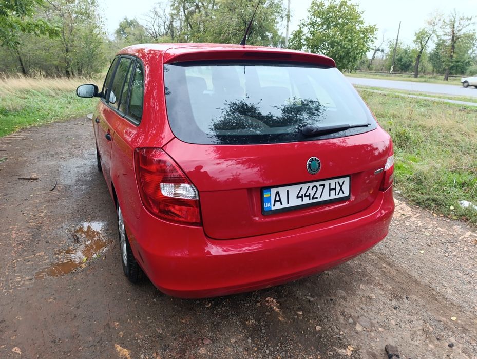 Skoda Fabia 1.6 TDI diesel дизель универсал 2011