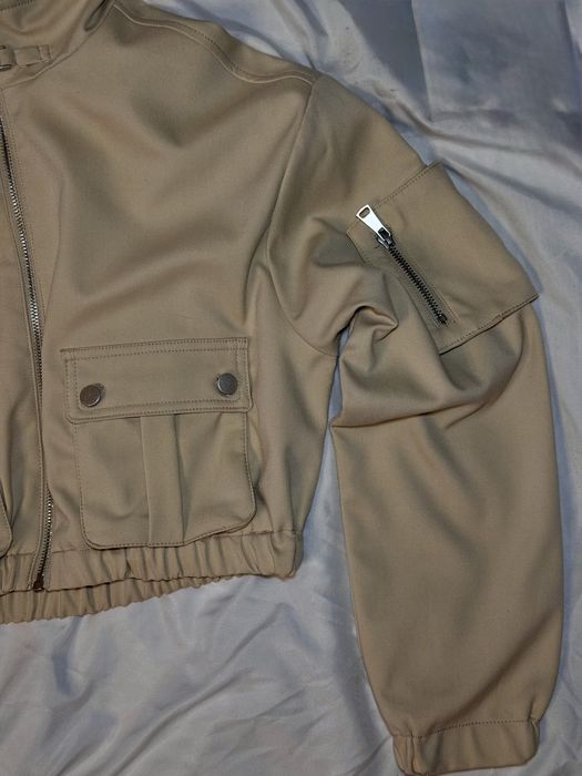 Укорочений бомбер