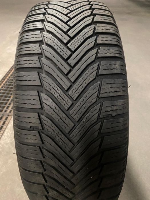 Opony zimowe michelin alpin6 215/60 r16 99T plus felgi stalowe 16”.