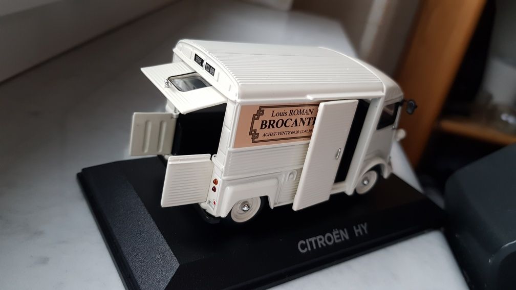 Citroen HY H 1:43 Norev