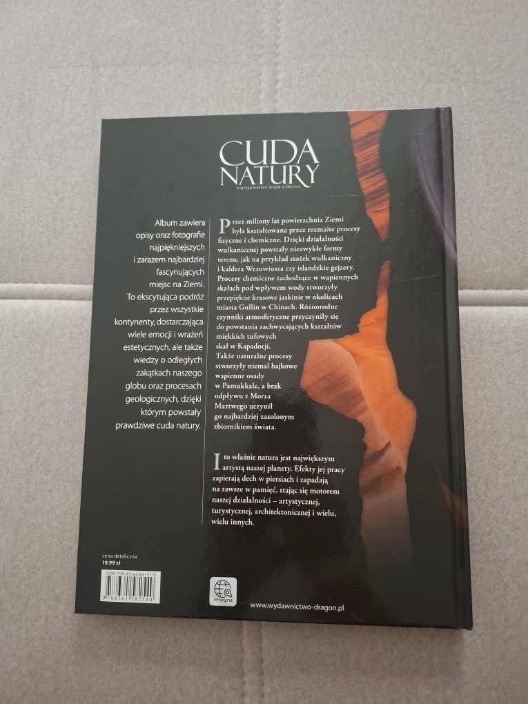 Książka album cuda natury
