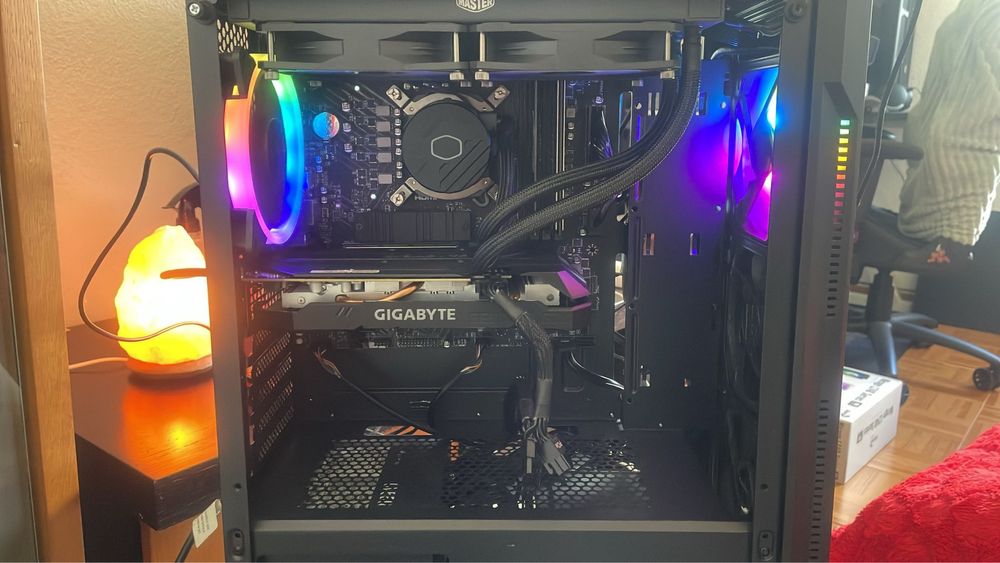 Pc gamer Com monitor 165Hz Preço nao negociavel