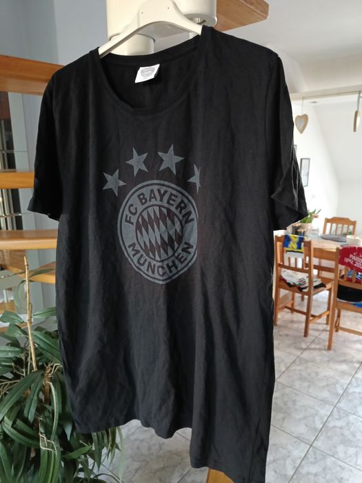 Męska koszulka piłkarska klubu  Bayern Monachium rozmiar 3 XL