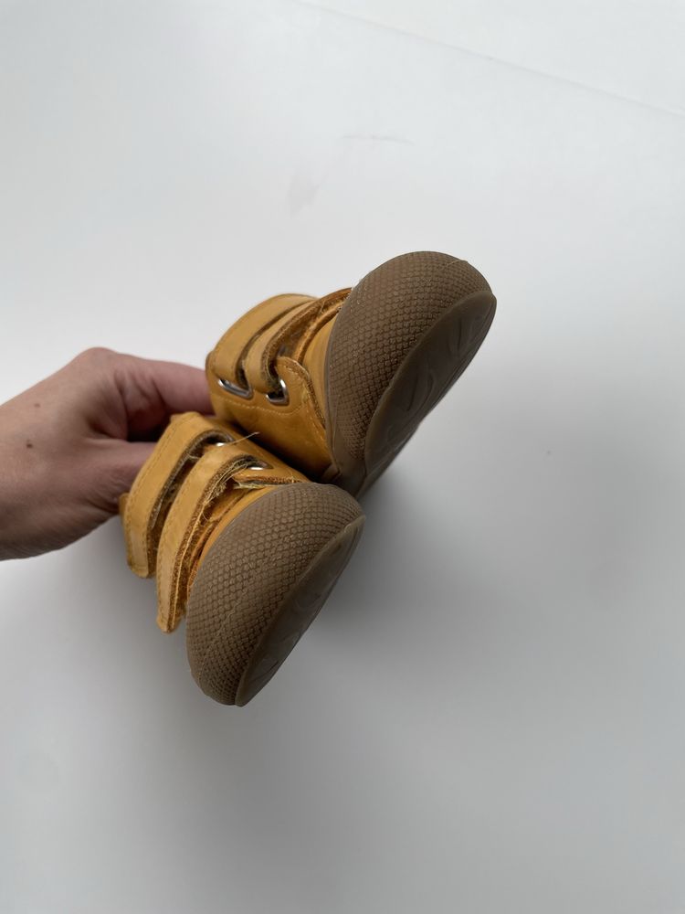 Buciki Naturino 23