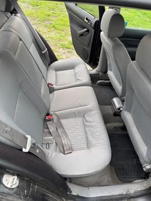 Volkswagen Golf IV 1.6 16V 2000r.