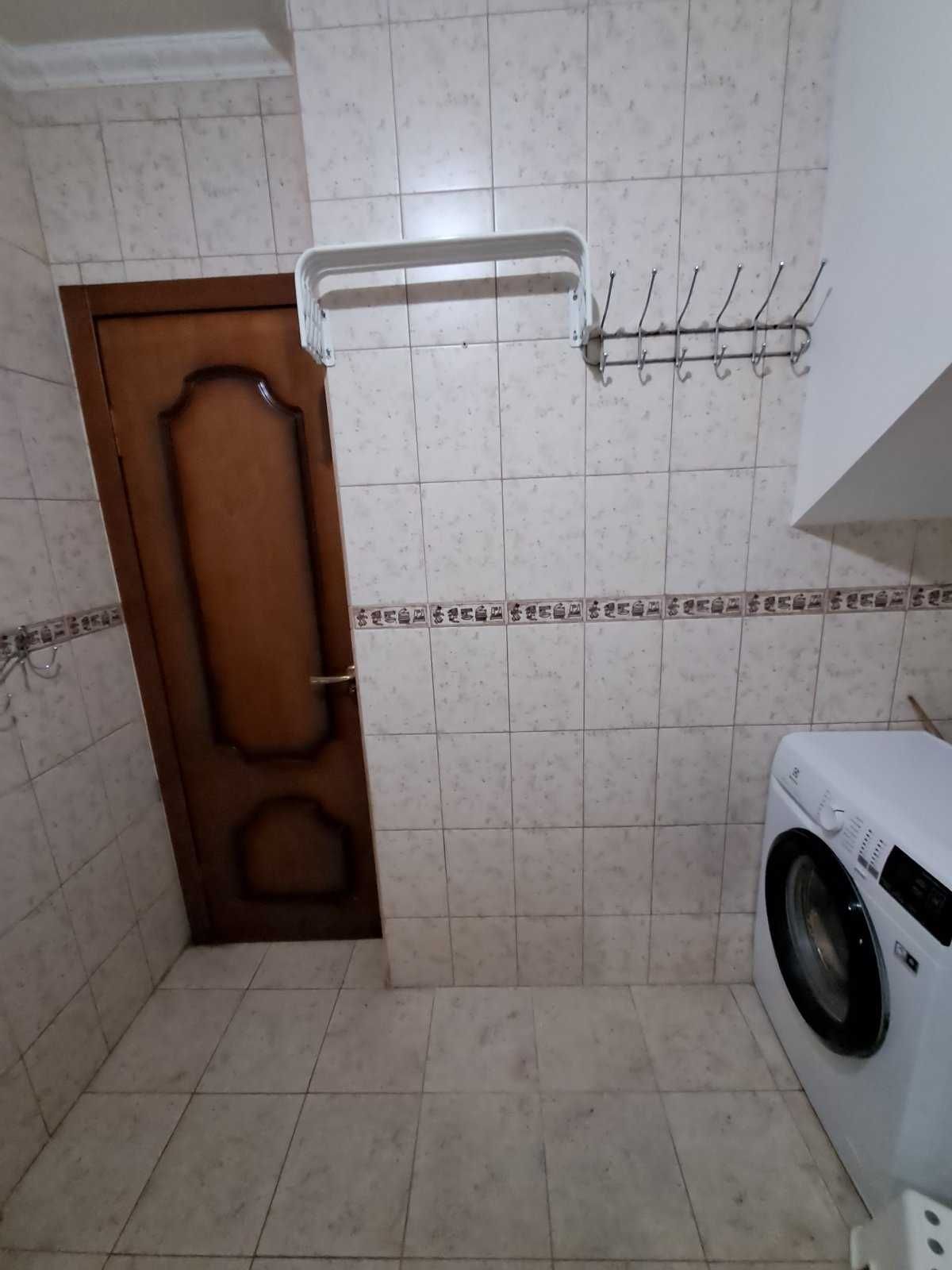 Продам дуплекс 125,1 м2 з гаражем в центрі міста Кропивницького.