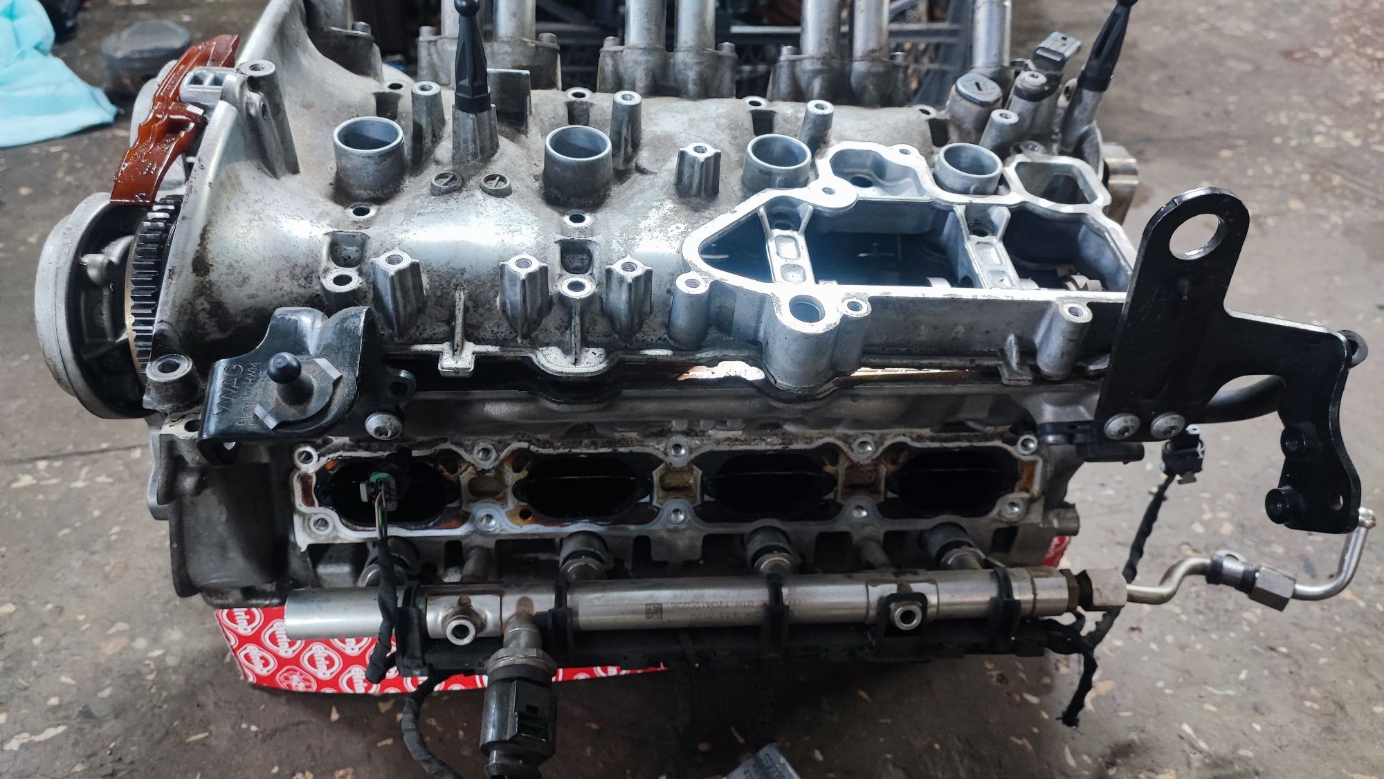 двигун 1.8 tsi cjs  06k103023n