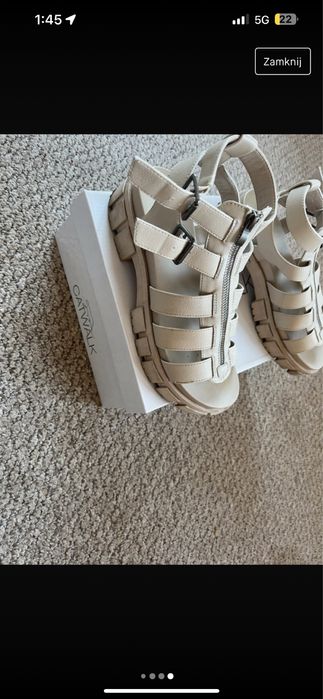 Sprzedam piękne sandałki ala rzymianki r.40