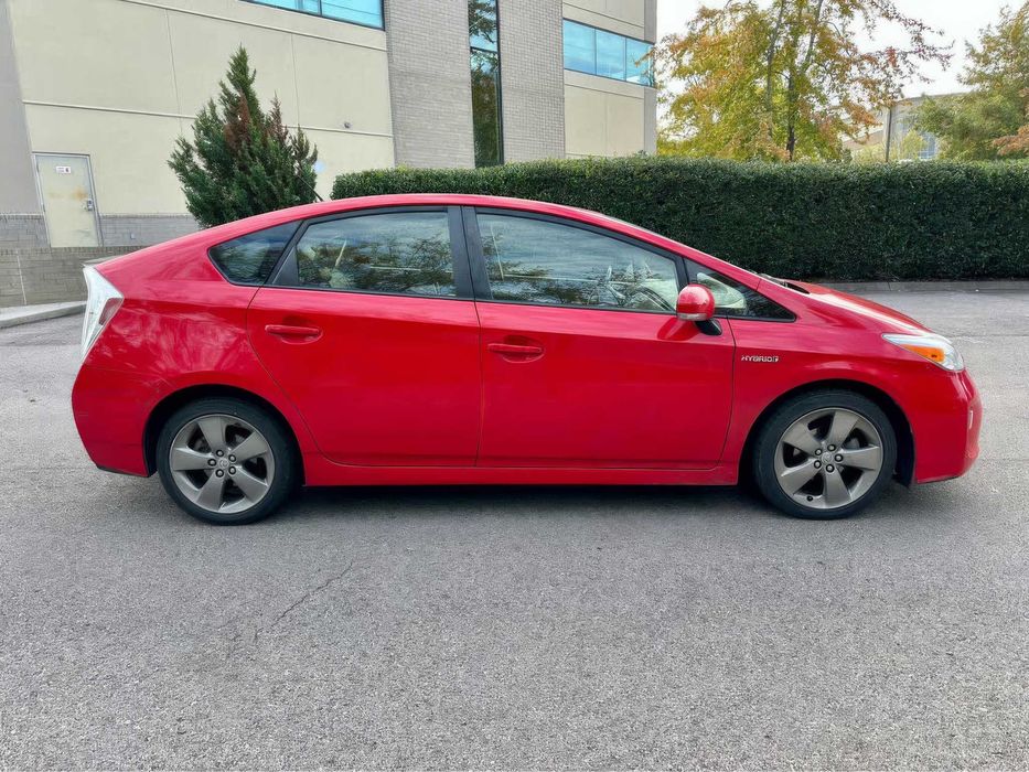 Toyota Prius      2015