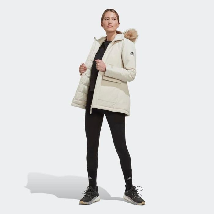 Куртка парка adidas жіноча S молочного кольору | колекція 2024 р
