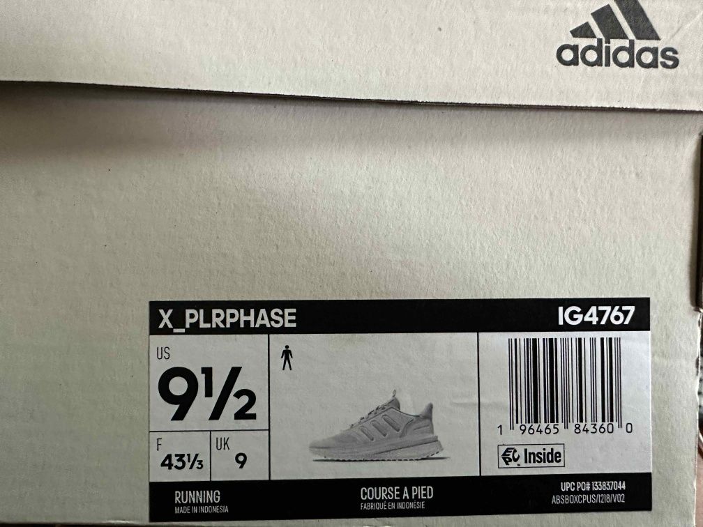 Продам фірмові кроси Adidas,абсолютно нові.