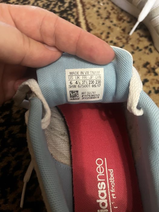 Кеди adidas в чудовому стані