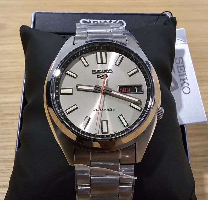*NOVO* Seiko 5 Sports Automatic SRPK91K1 Marfim (SNXS Series) 37,4mm