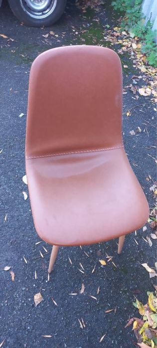 Продам 4 стула