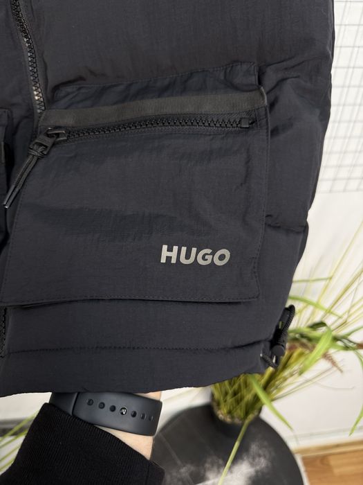 Оригінальна чоловіча жилетка Hugo Boss