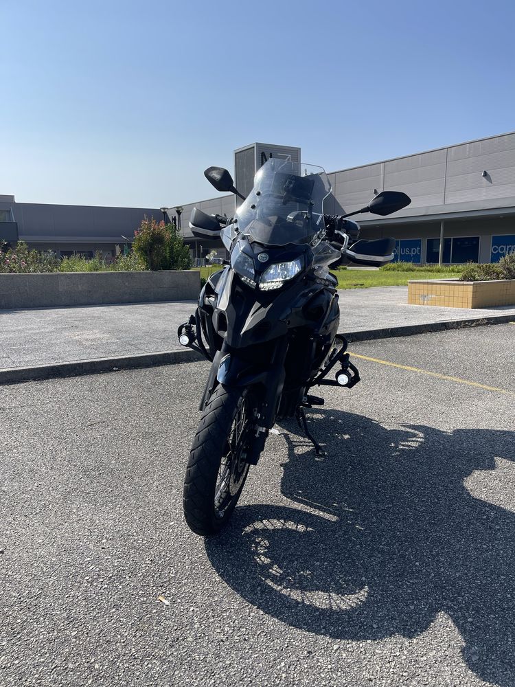 Benelli TRK 502X
