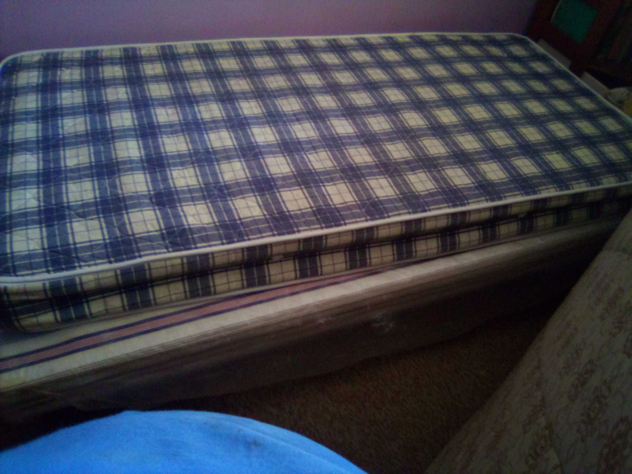 cama de solteiro com colchao
