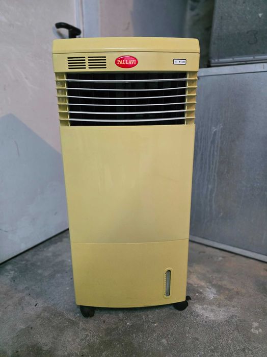 Ventilador Portátil Pallavi Quente e Frio