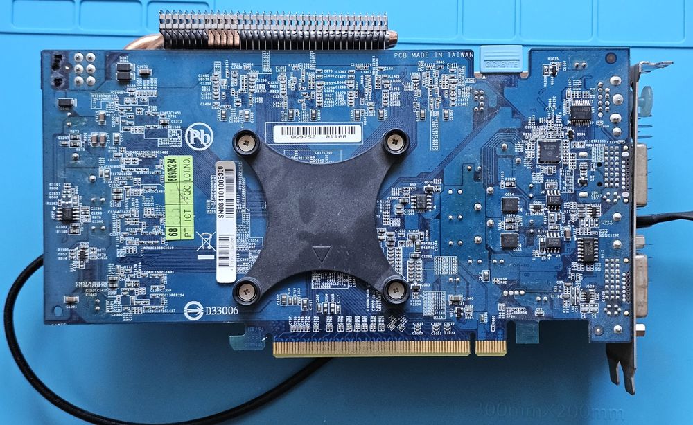 Noctua NF-R8—1800 plus gratis GeForce 9600 GT