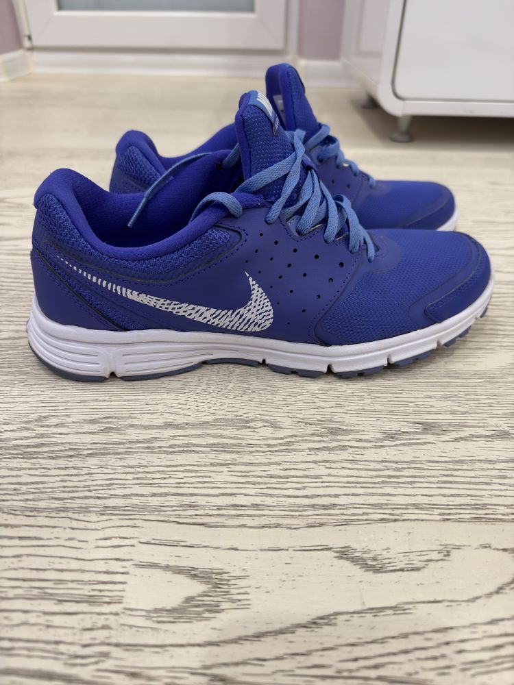 Оригінальні Кросівки Nike