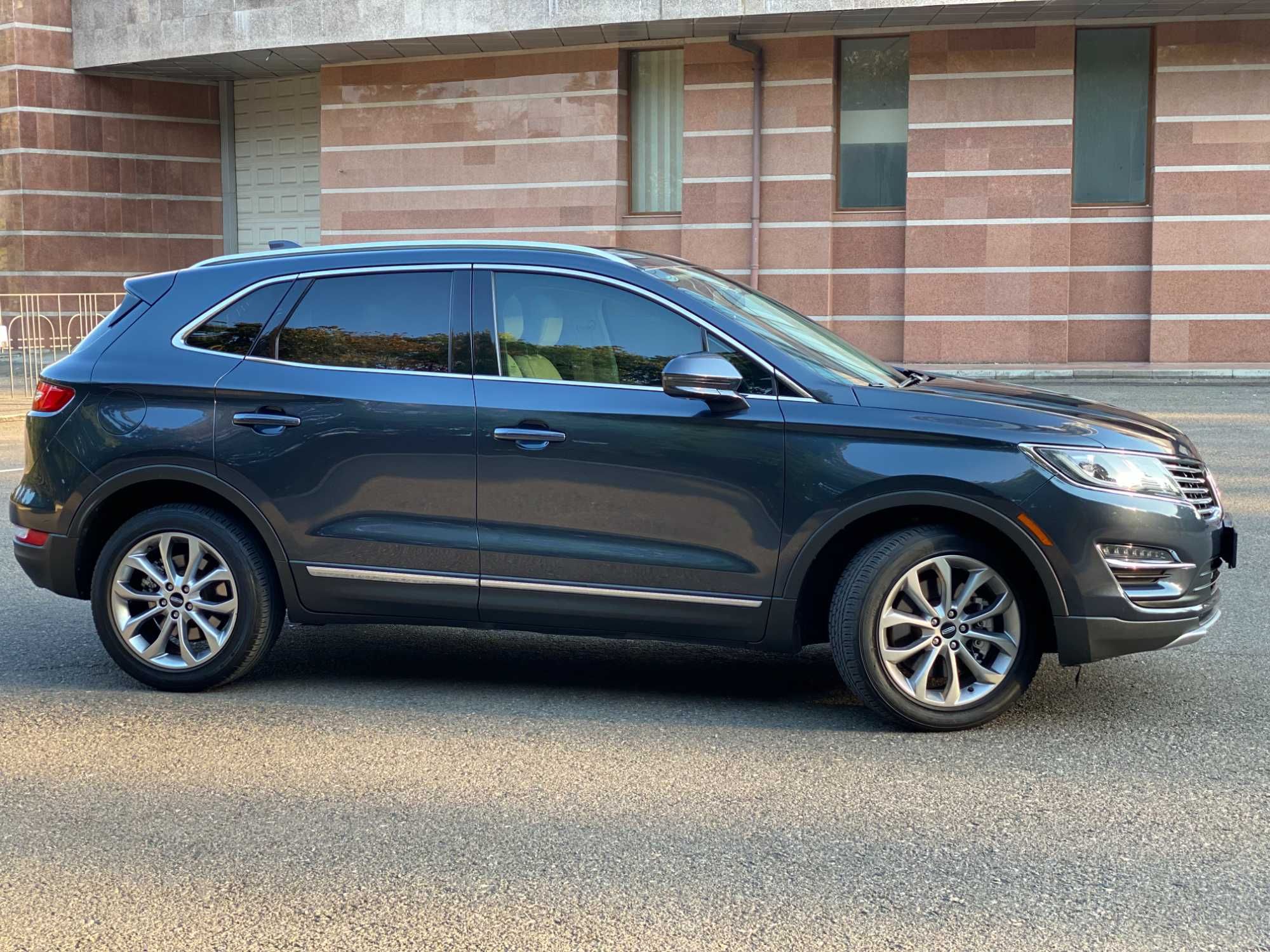 Lincoln MKC Reserve awd 2015