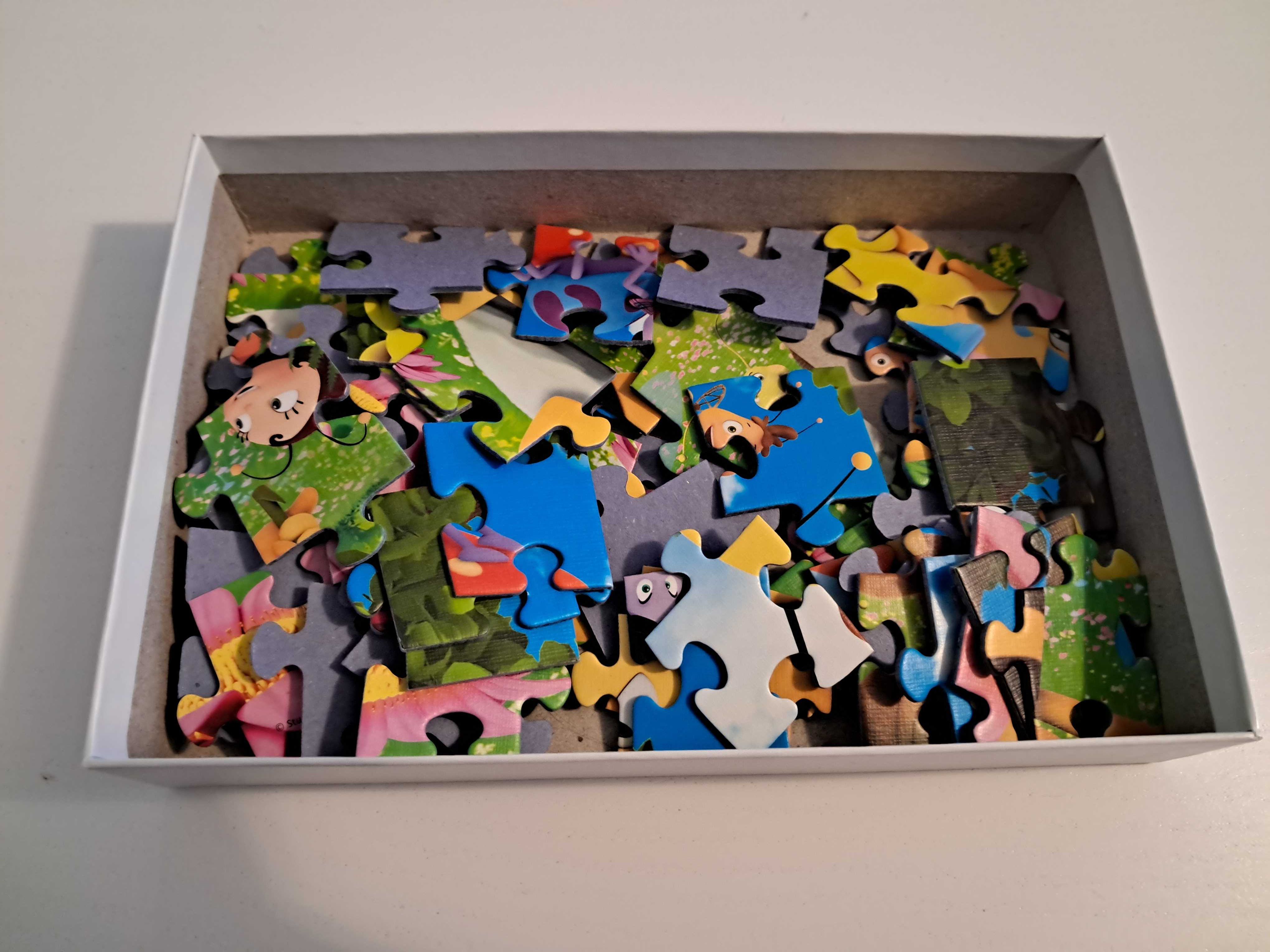TREFL puzzle Pszczółka Maja 60 el.
