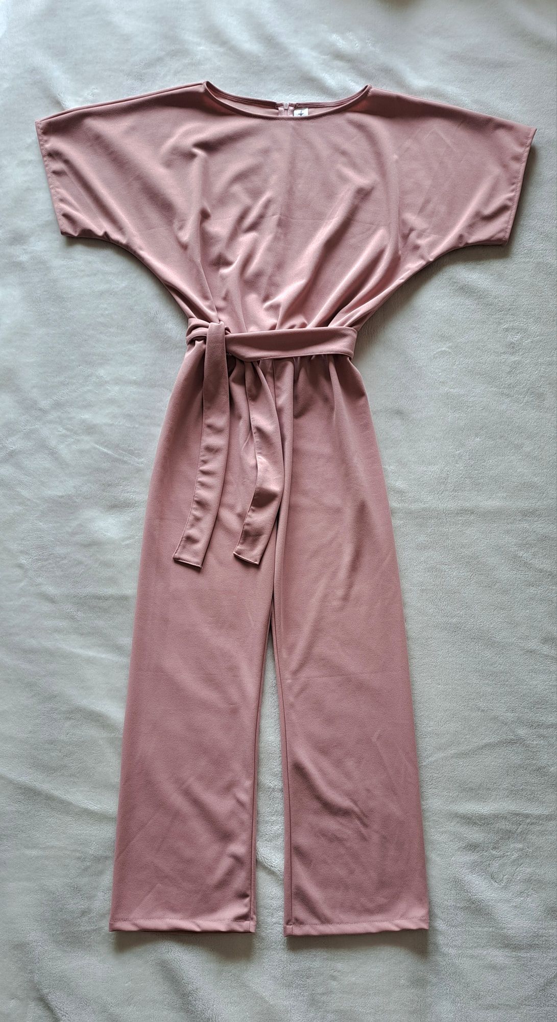 Kombinezon pudrowy róż r.M/L stan idealny