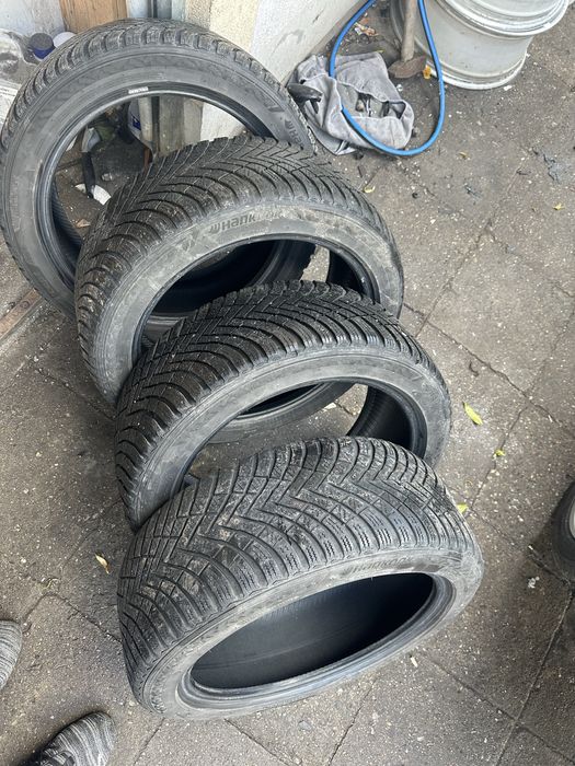 Opony zimowe hankook 225/45/17