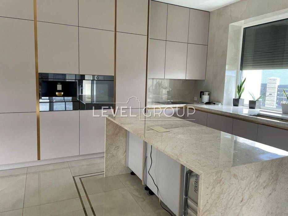 Продається сучасний 5к будинок 274м2, Лісники, 7 соток