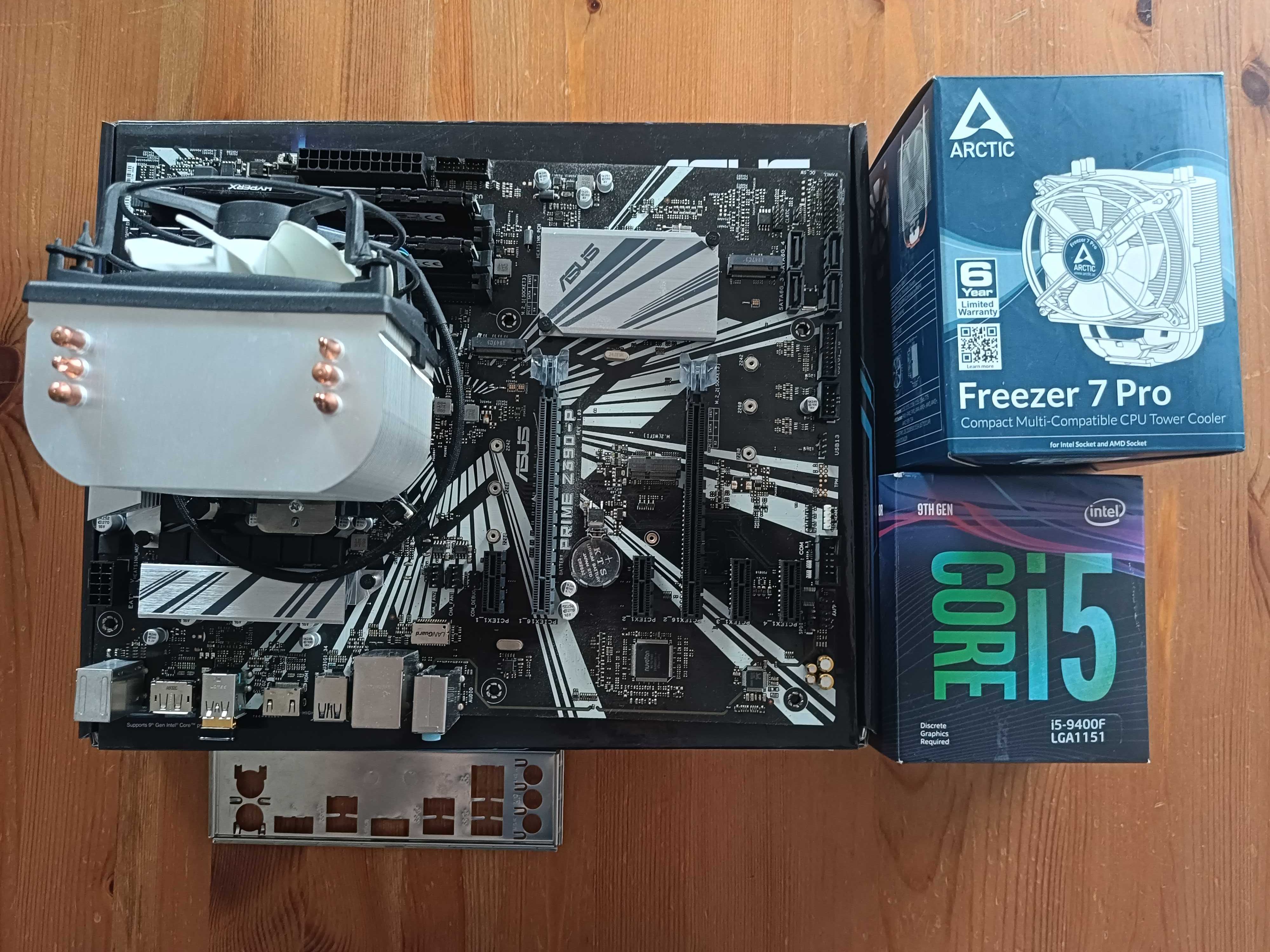 Asus PRIME Z390-P + Intel Core i5-9400F + Arctic Freezer + 16 GB DDR4
