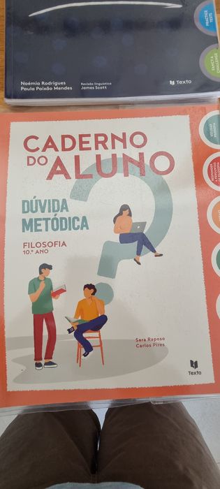 Livro filosofia 10°