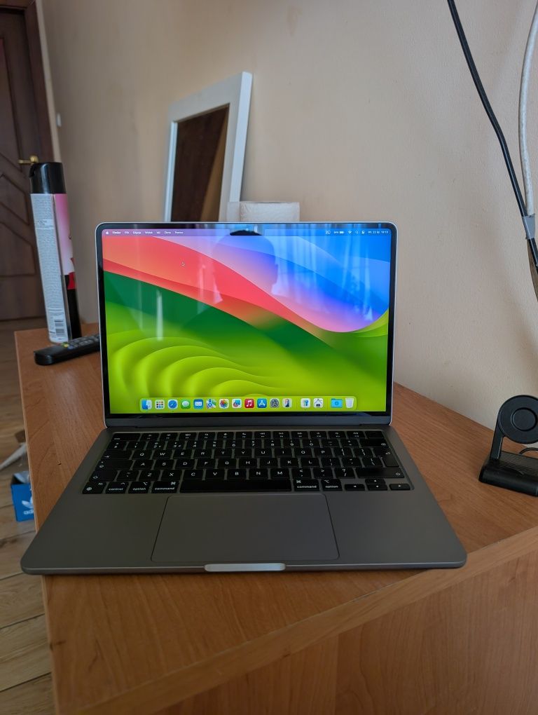MacBook Air M2 8/512