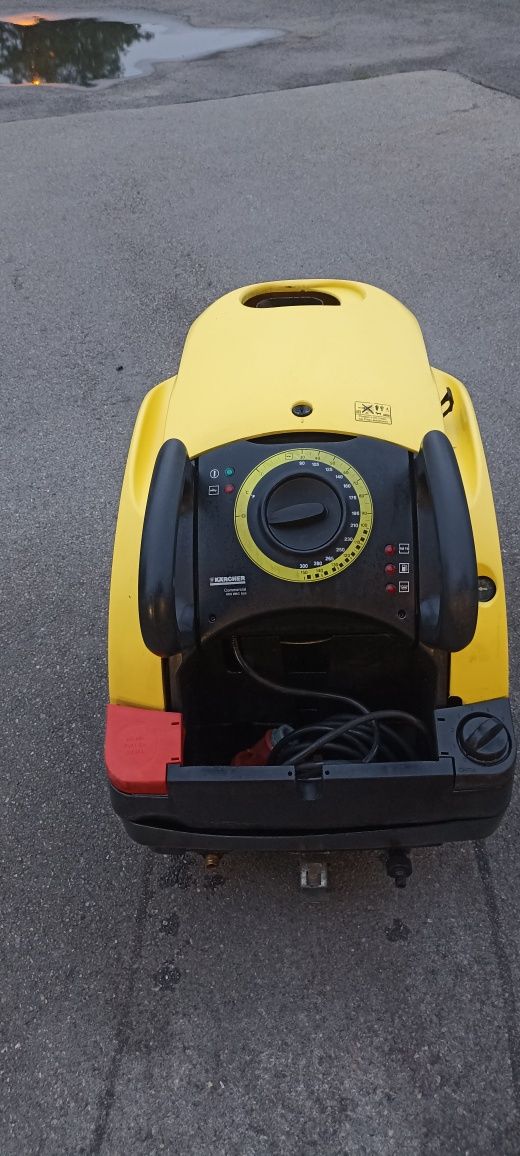 Myjka ciśnieniowa Karcher HDS 698 c commercial