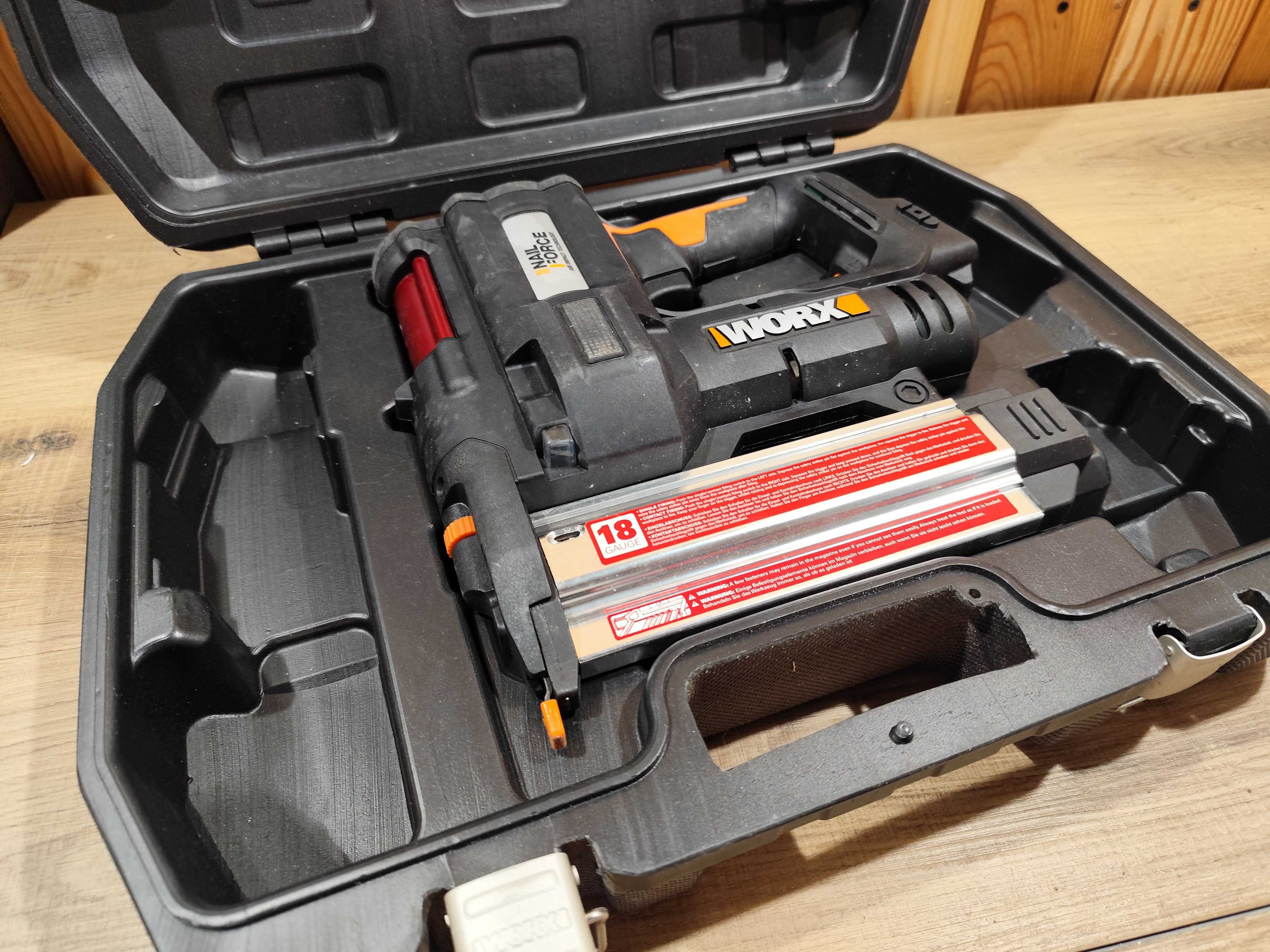 WORX WX840 Nailforce 2w1 Gwoździarka Akumulatorowa 20V USZKODZONA