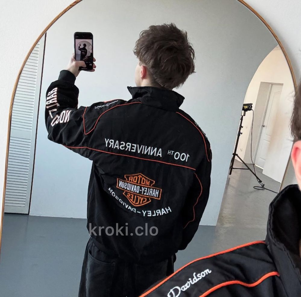 Гоночна вітровка Harley Davidson