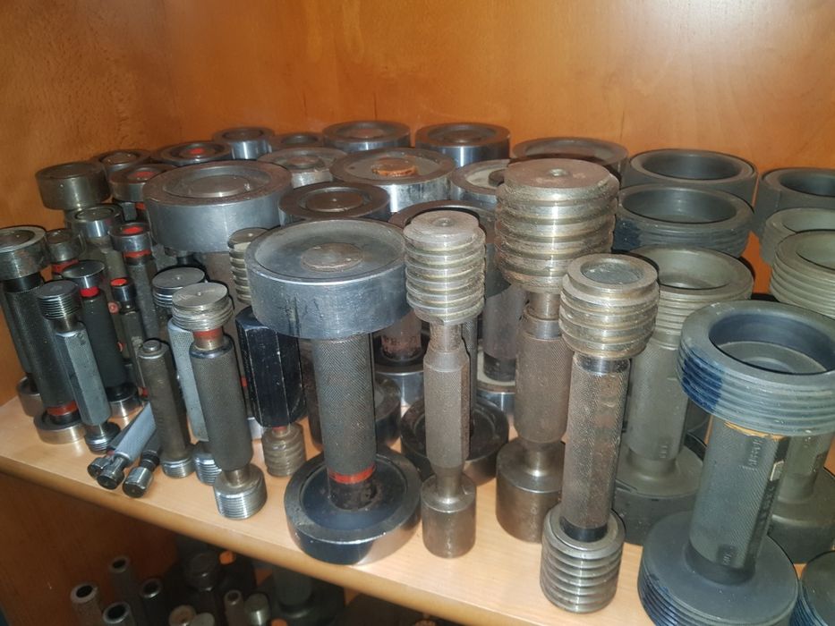 Calibres calibradores direitos e com rosca metalomecanico