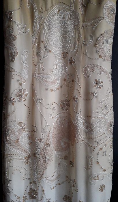 Платье праздничное нарядное, вечернее