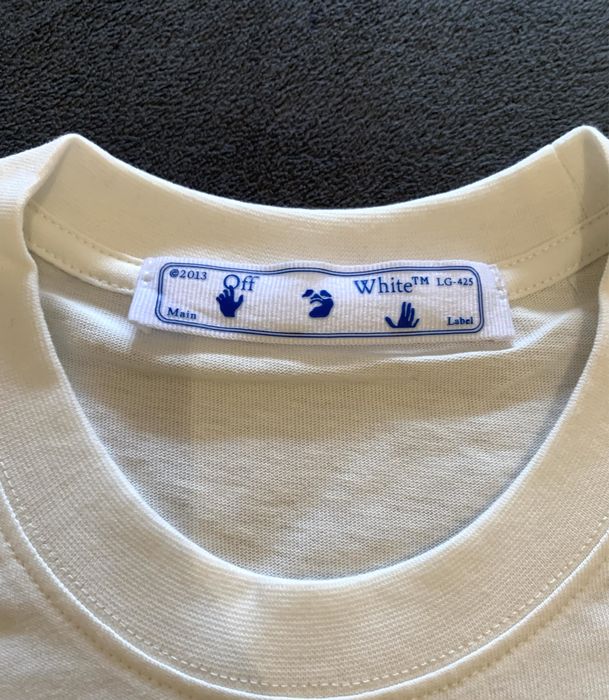 T-shirt branca OFF-WHITE