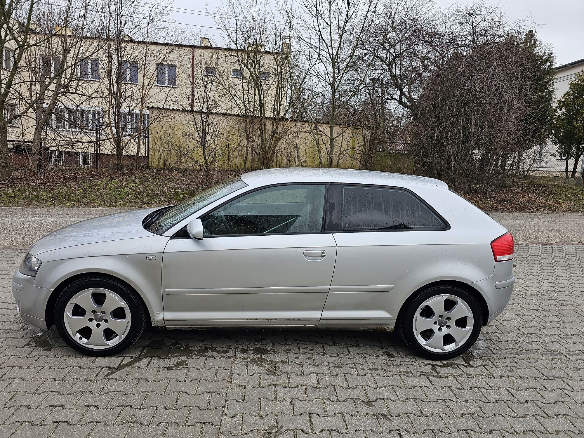 Audi A3 8P 1.6i 2003/04 swieze oplaty Klima świeże opłaty zamiana