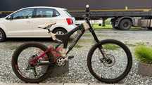Specialized Big Hit Comp biało / czarny.