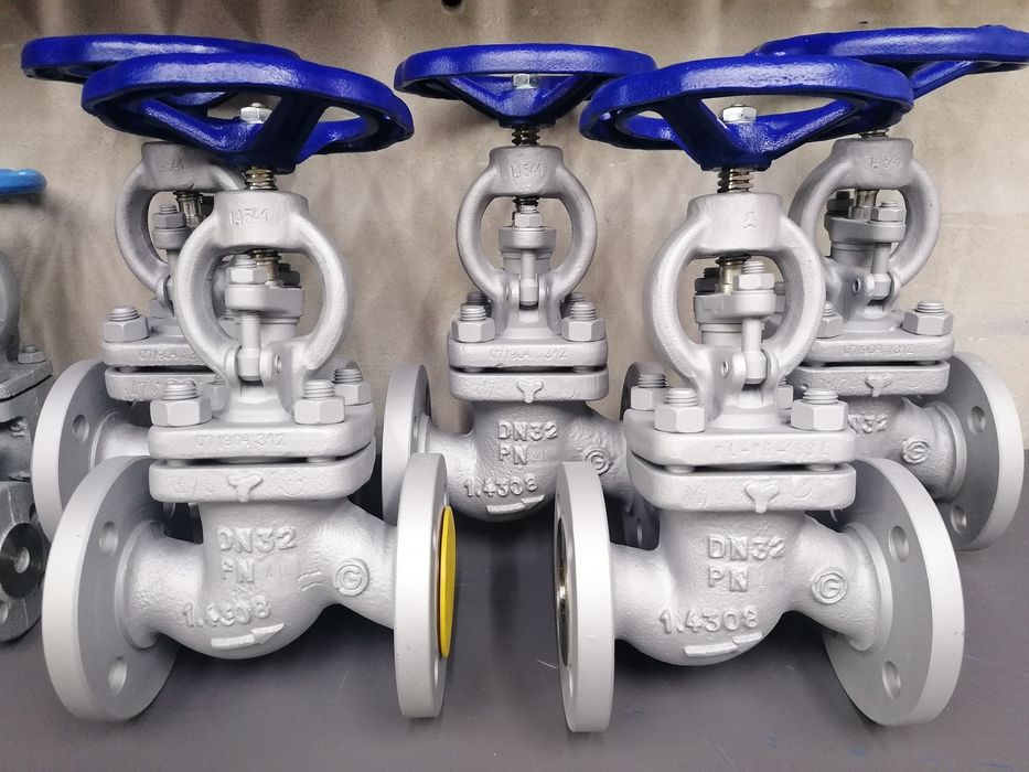 Zawór zaporowy kwasoodporny-mieszkowy 218M kołnierzowy DN-32 PN-40