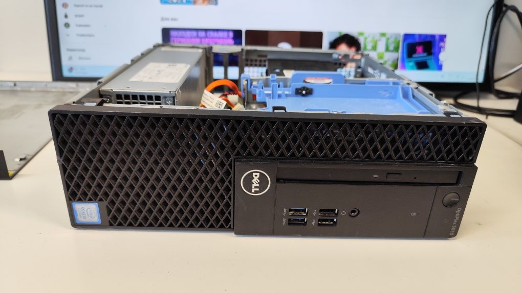 Dell OptiPlex 3050	LGA1151, DDR4 (6-е поколение Intel Core)	2 × DDR4	3