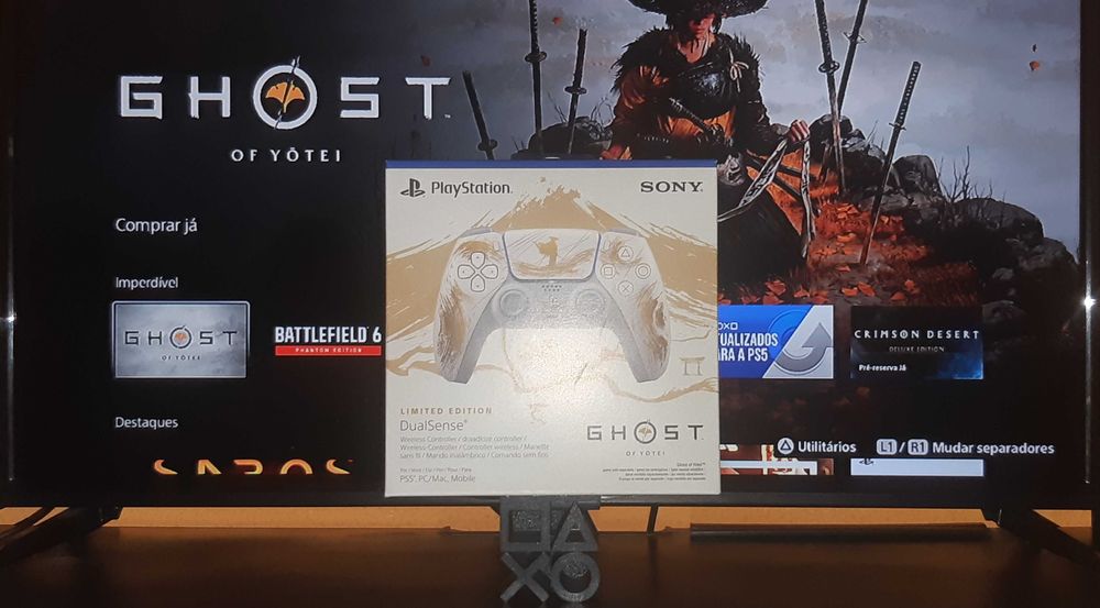"Ghost of Yotei" DualSense Gold