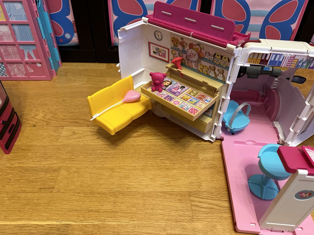 Ігровий набір Barbie Рятувальний центр швидка допомага барбі