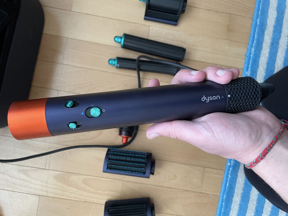 Dyson styler long