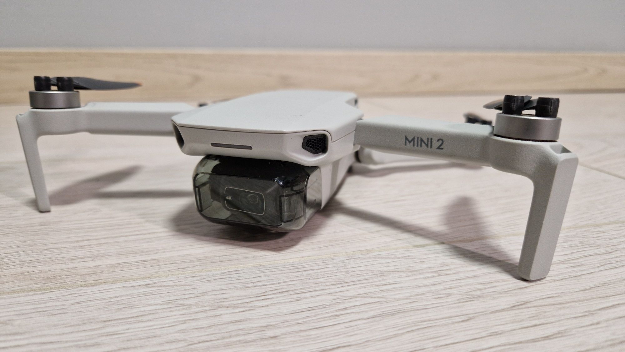 Dron DJI Mini 2 Fly More Combo FMC 3 baterie idealny